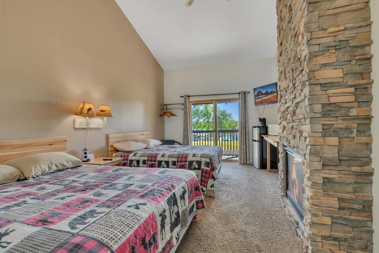 Blue Moon Resort & Motel Hill City 外观 照片